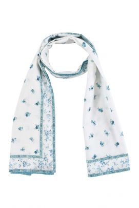 Gretchen Scarf