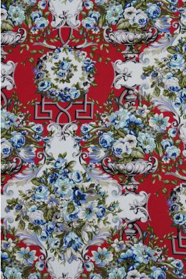 Prima Donna Tablecloth