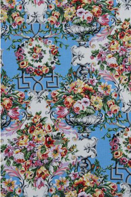 Prima Donna Tablecloth