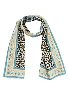 Nishka Scarf